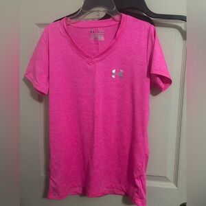 Women’s Hot Pink Under Armor Heat Gear V-Neck Short Sleeve Shirt